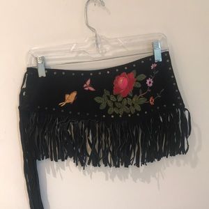 Floral black fringe belt